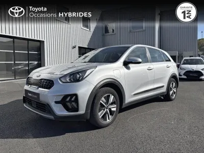 TOYOTA C-HR 1.8 140ch Design MY25 occasion 2025 - Photo 1