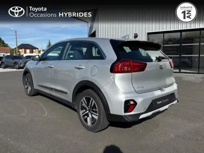 TOYOTA C-HR 1.8 140ch Design MY25 occasion 2025 - Photo 2