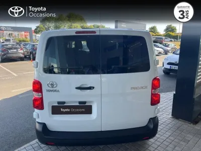 TOYOTA PROACE Combi Medium 2.0 140 D-4D Dynamic Confort Clim. Arrière MC23 occasion 2024 - Photo 4