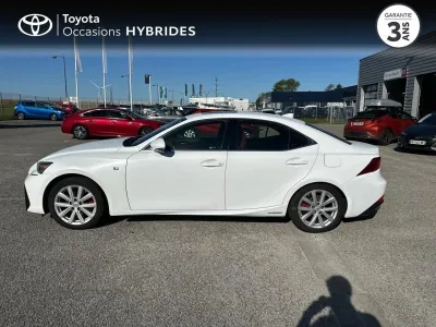 LEXUS IS 300h F SPORT occasion 2017 - Photo 2