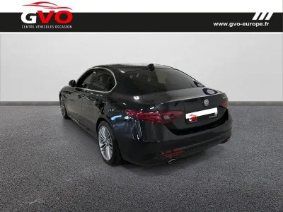 ALFA ROMEO Giulia 2.2 JTD 180ch Super AT8 occasion 2016 - Photo 2