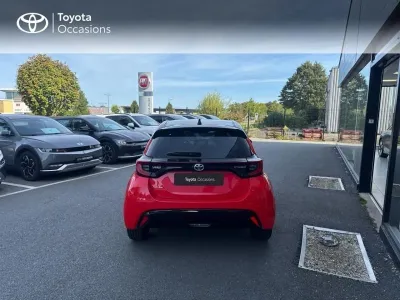 TOYOTA Yaris 116h Première 5p occasion 2021 - Photo 4