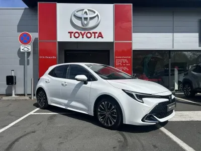 TOYOTA Corolla 1.8 140ch Design MY24 occasion 2024 - Photo 3