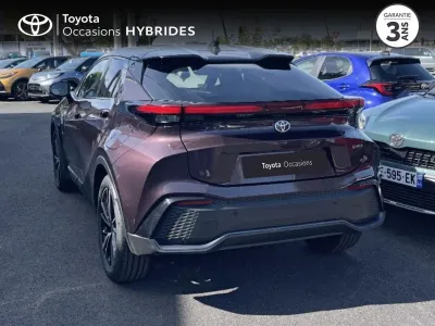 TOYOTA C-HR 1.8 140ch Collection NG23 occasion 2024 - Photo 2