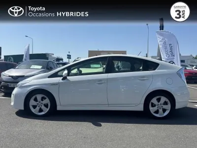 TOYOTA Prius 136h Dynamic 17 occasion 2014 - Photo 3