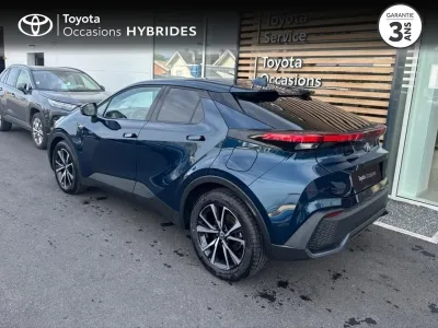 TOYOTA C-HR 1.8 140ch Design NG23 occasion 2024 - Photo 2