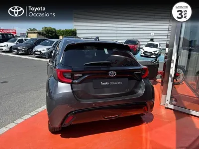 TOYOTA Yaris 116h Iconic 5p MY22 occasion 2023 - Photo 4