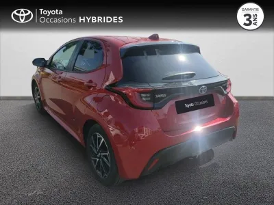 TOYOTA Yaris 116h Design 5p MY22 occasion 2024 - Photo 2