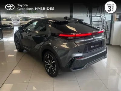 TOYOTA C-HR 1.8 140ch Collection NG23 occasion 2024 - Photo 2