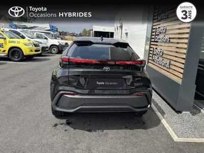 TOYOTA C-HR 1.8 140ch Design NG23 occasion 2024 - Photo 4