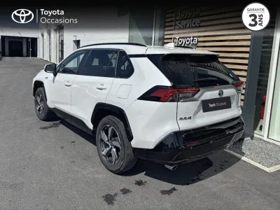 TOYOTA RAV4 2.5 Hybride Rechargeable 306ch Design AWD-i MY24 occasion 2024 - Photo 2
