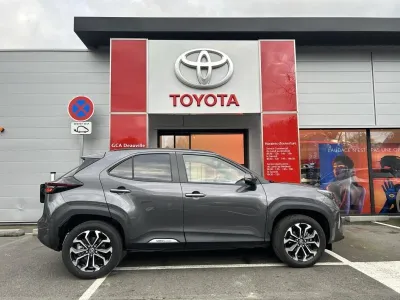TOYOTA Yaris Cross 116h Design MY21 occasion 2022 - Photo 3