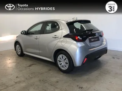 TOYOTA Yaris 116h Dynamic 5p MY22 occasion 2022 - Photo 2