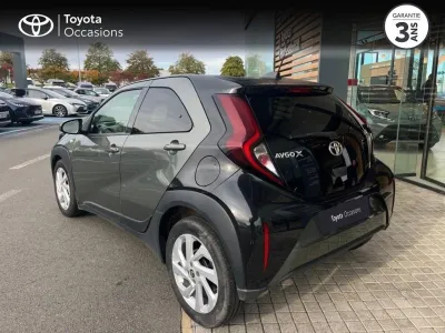 TOYOTA Aygo X 1.0 VVT-i 72ch Design occasion 2022 - Photo 2