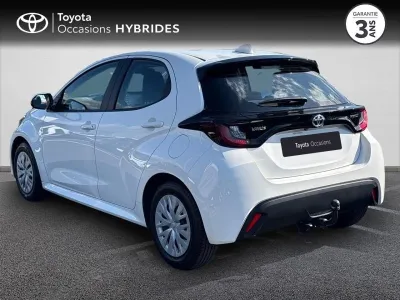 TOYOTA Yaris 116h Dynamic 5p MY22 occasion 2023 - Photo 2
