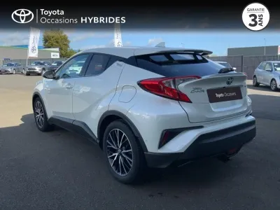 TOYOTA C-HR 122h Distinctive 2WD E-CVT RC18 occasion 2017 - Photo 2