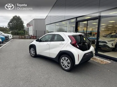 TOYOTA Aygo X 1.0 VVT-i 72ch Dynamic occasion 2022 - Photo 2
