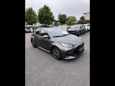 TOYOTA Yaris 116h Design 5p MY22 occasion 2022 - Photo 1