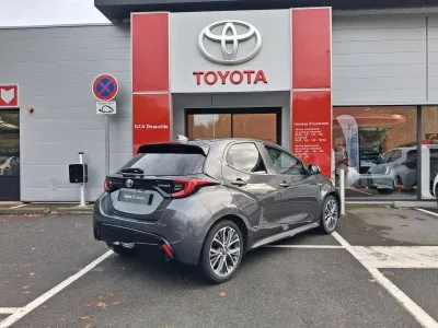 TOYOTA Yaris 116h Iconic 5p occasion 2020 - Photo 4