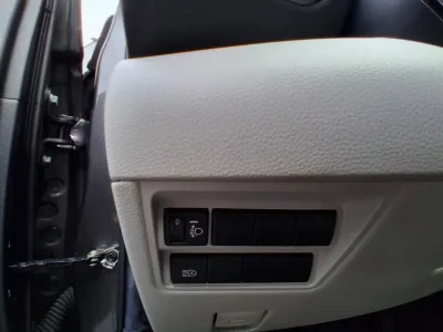 TOYOTA Yaris 116h Iconic 5p occasion 2020 - Photo 3