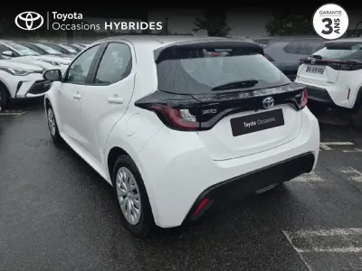 TOYOTA Yaris 116h Dynamic 5p MY22 occasion 2023 - Photo 2