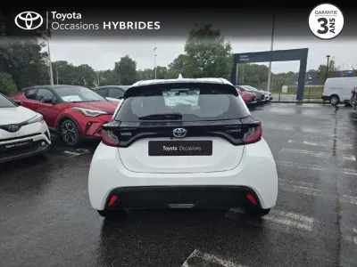 TOYOTA Yaris 116h Dynamic 5p MY22 occasion 2023 - Photo 4