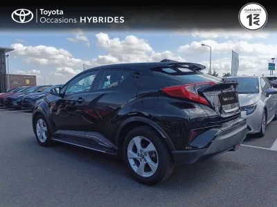 TOYOTA C-HR 122h Dynamic 2WD E-CVT RC18 occasion 2017 - Photo 2