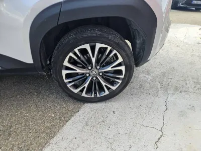 TOYOTA Yaris Cross 116h Collection AWD-i MY22 occasion 2023 - Photo 4