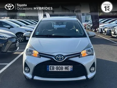 TOYOTA Yaris 100h Dynamic 5p occasion 2016 - Photo 2