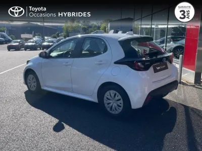 TOYOTA Yaris 116h Dynamic 5p MY22 occasion 2023 - Photo 2