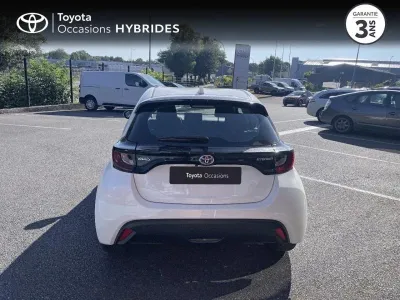 TOYOTA Yaris 116h Dynamic 5p MY22 occasion 2023 - Photo 4