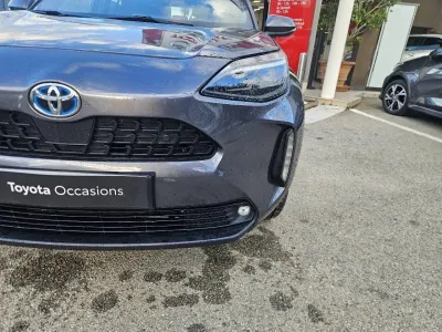 TOYOTA Yaris Cross 116h Design AWD-i MY22 occasion 2021 - Photo 2