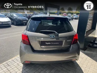 TOYOTA Yaris 100h Collection 5p occasion 2017 - Photo 4