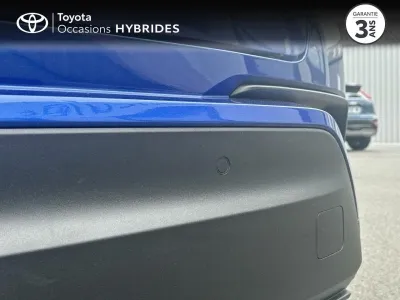 TOYOTA C-HR 122h Graphic 2WD E-CVT RC18 occasion 2019 - Photo 2