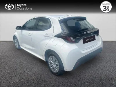 TOYOTA Yaris 116h Dynamic Business 5p + Programme Beyond Zero Academy MY21 occasion 2022 - Photo 2