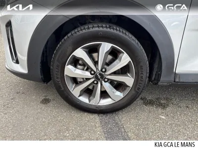 KIA Stonic 1.0 T-GDi 100ch Active occasion 2022 - Photo 4