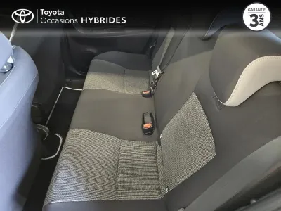 TOYOTA Yaris 110 VVT-i Design Y20 5p RC19 occasion 2019 - Photo 4