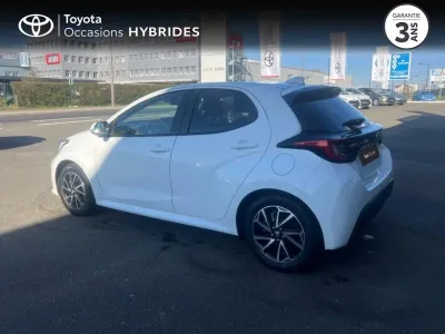 TOYOTA Yaris 116h Design 5p MY21 occasion 2022 - Photo 2
