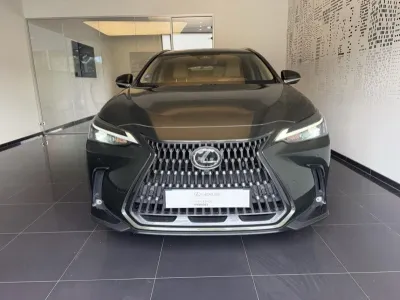 LEXUS NX 450h+ Luxe 4WD occasion 2022 - Photo 2