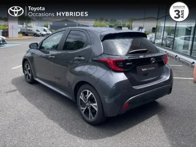 TOYOTA Yaris 116h Design 5p MC24 occasion 2025 - Photo 2