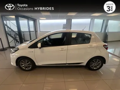 TOYOTA Yaris 100h Dynamic 5p RC19 occasion 2019 - Photo 3