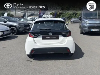 TOYOTA Yaris 116h Dynamic 5p MY22 occasion 2023 - Photo 4