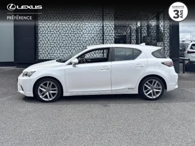 LEXUS CT 200h Premium Edition occasion 2017 - Photo 4