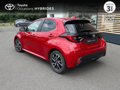 TOYOTA Yaris 116h Design 5p MY22 occasion 2022 - Photo 2