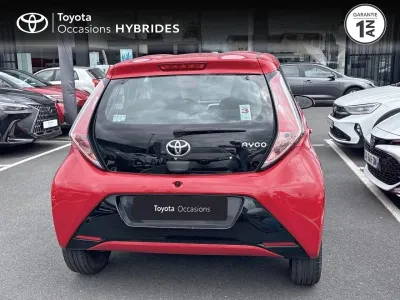 TOYOTA Aygo 1.0 VVT-i 69ch x-play x-shift 5p occasion 2015 - Photo 4