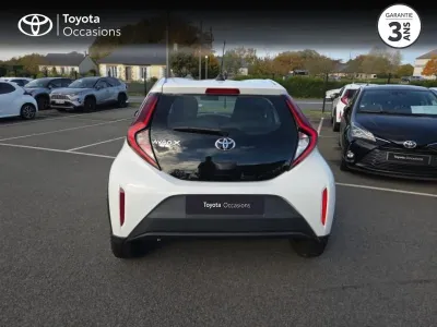 TOYOTA Aygo X 1.0 VVT-i 72ch Dynamic occasion 2022 - Photo 4