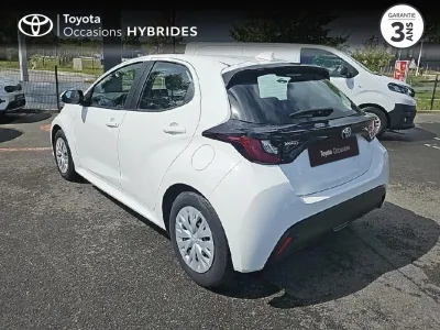TOYOTA Yaris 116h Dynamic 5p MY22 occasion 2022 - Photo 2