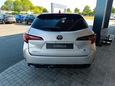 TOYOTA Corolla Touring Spt 2.0 178ch GR Sport MY25 occasion 2025 - Photo 4