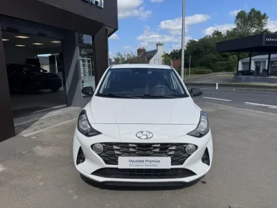 HYUNDAI i10 1.0 67ch ECO Initia occasion 2022 - Photo 2