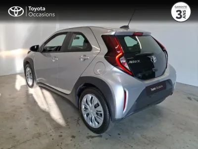 TOYOTA Aygo X 1.0 VVT-i 72ch Dynamic occasion 2022 - Photo 2